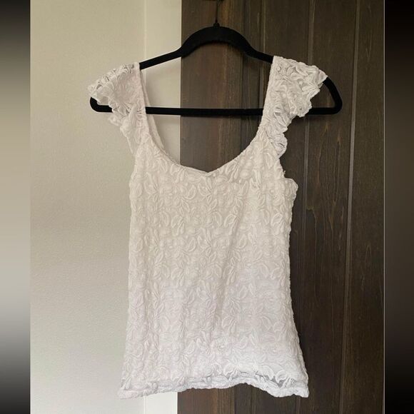 WOMENS GUESS TOP SIZE SMALL - Picture 1 of 3